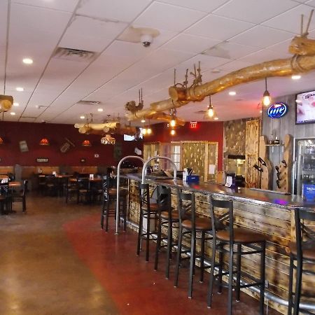 Econo Lodge Inn & Suites Brookings Extérieur photo