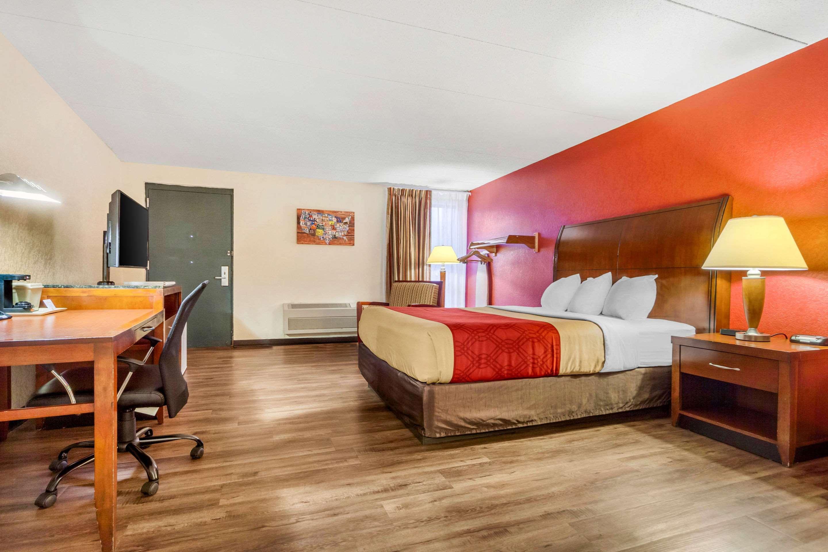 Econo Lodge Inn & Suites Brookings Extérieur photo