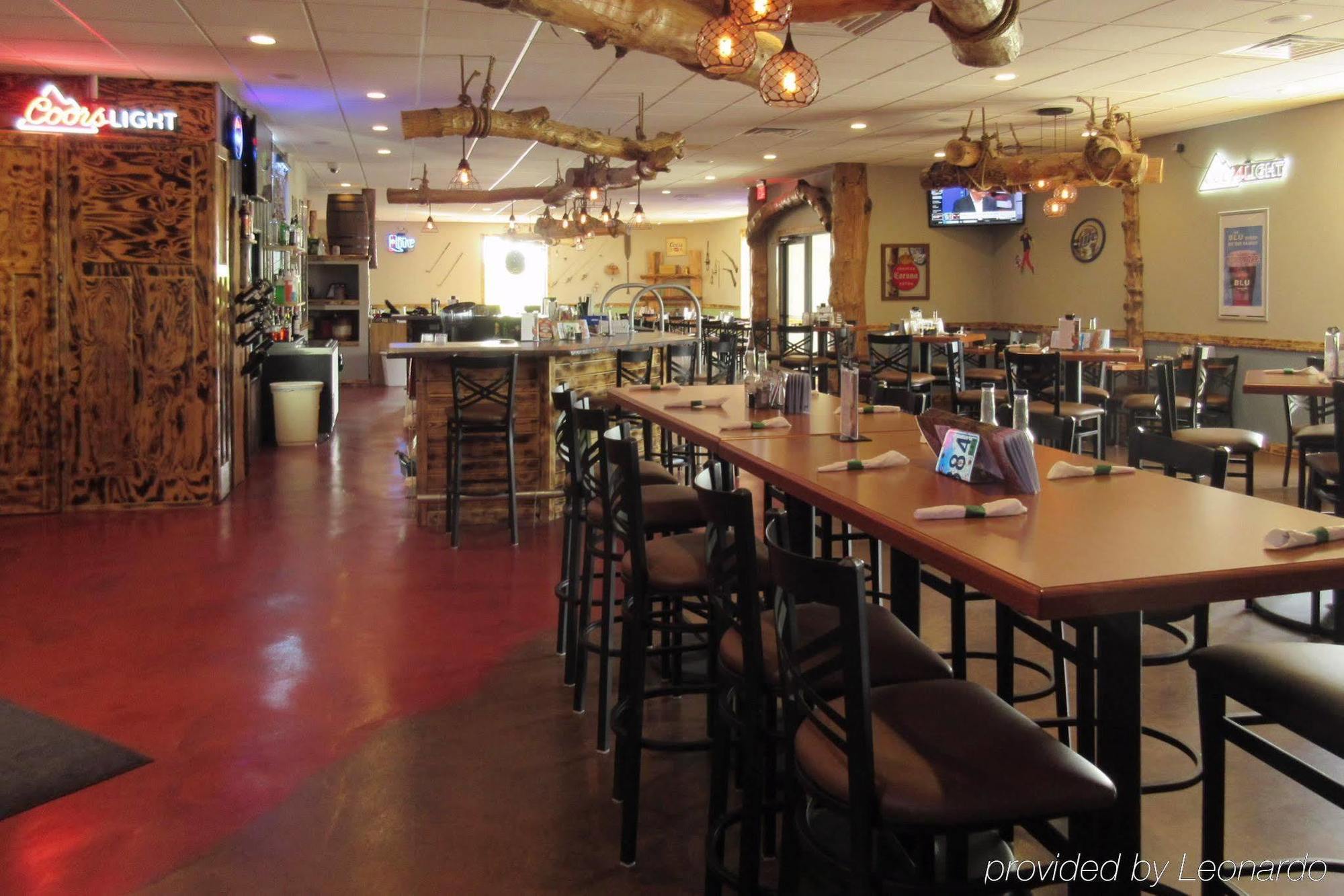 Econo Lodge Inn & Suites Brookings Extérieur photo