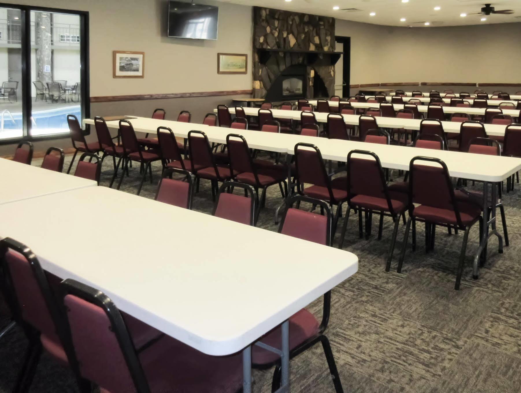 Econo Lodge Inn & Suites Brookings Extérieur photo